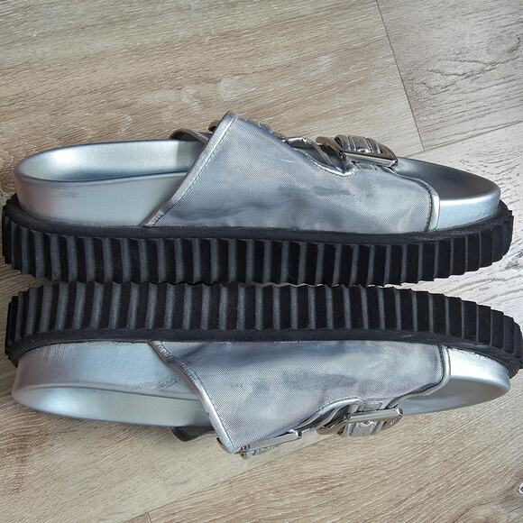 Circus NY by Sam Edelman Silver Black Cris Mesh Sandal sz 9M Summer Buckle - Picture 5 of 9